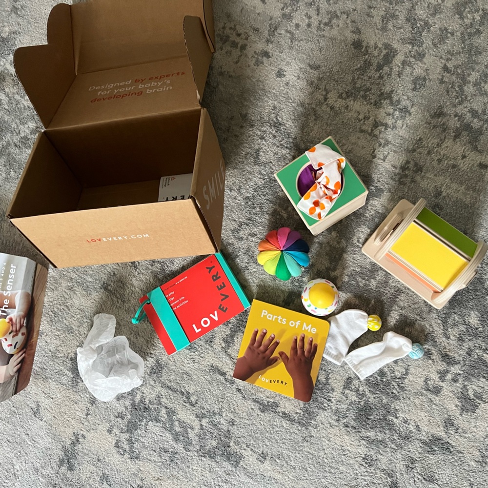 Lovevery Play Kit The Senser